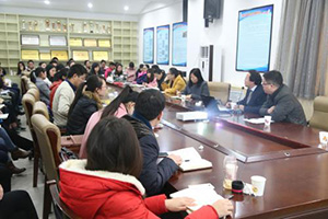 华东师范大学文军教授来51吃瓜
讲学2.jpg